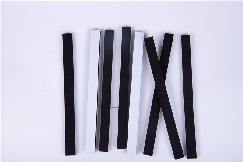 CR減(jian)震保(bao)溫條