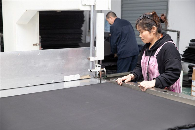 海緜密(mi)封(feng)條